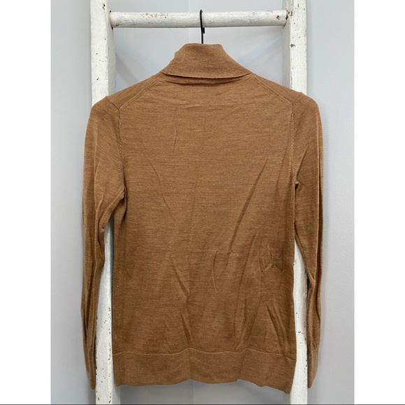 Banana Republic Merino Wool Turtleneck - Picture 3 of 3